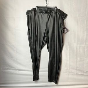 AVA &VIV black pants